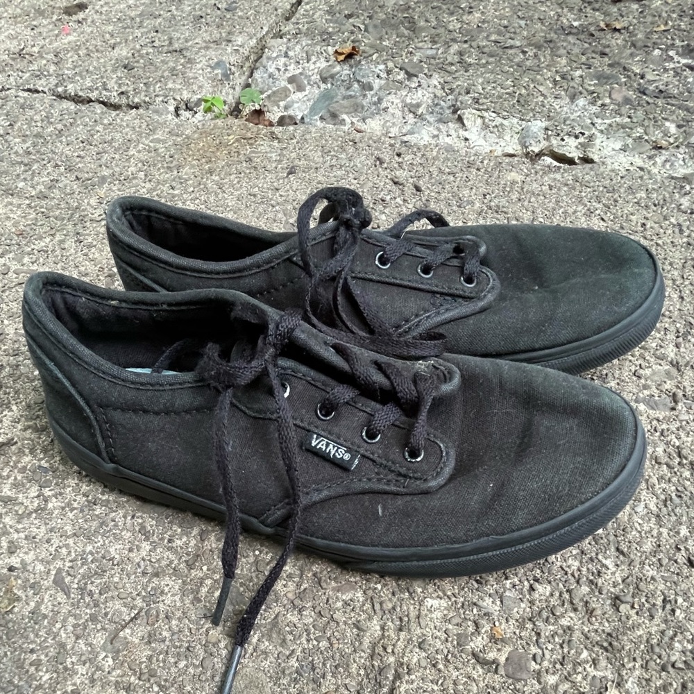 Childrens Black Vans size 3.5